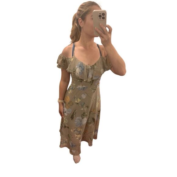 Boho-chic floral print dress ruffled off shoulder lightweight fabric flowy - Picture 4 of 6